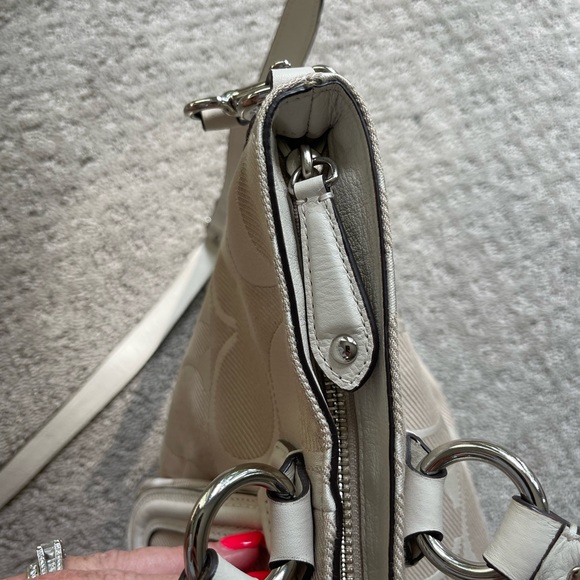 Authentic Coach Tote Bag - Picture 10 of 16